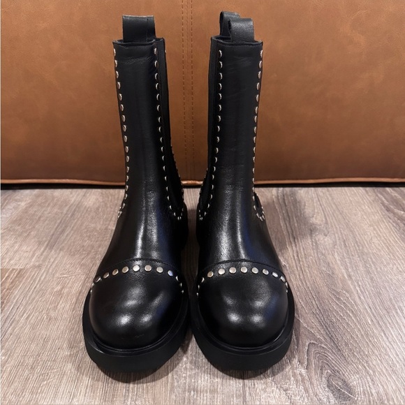 SAINT + SOFIA Black Leather Silver Studded Chelsea Boots Size 38 (US 7) LIKE NEW - Picture 3 of 14